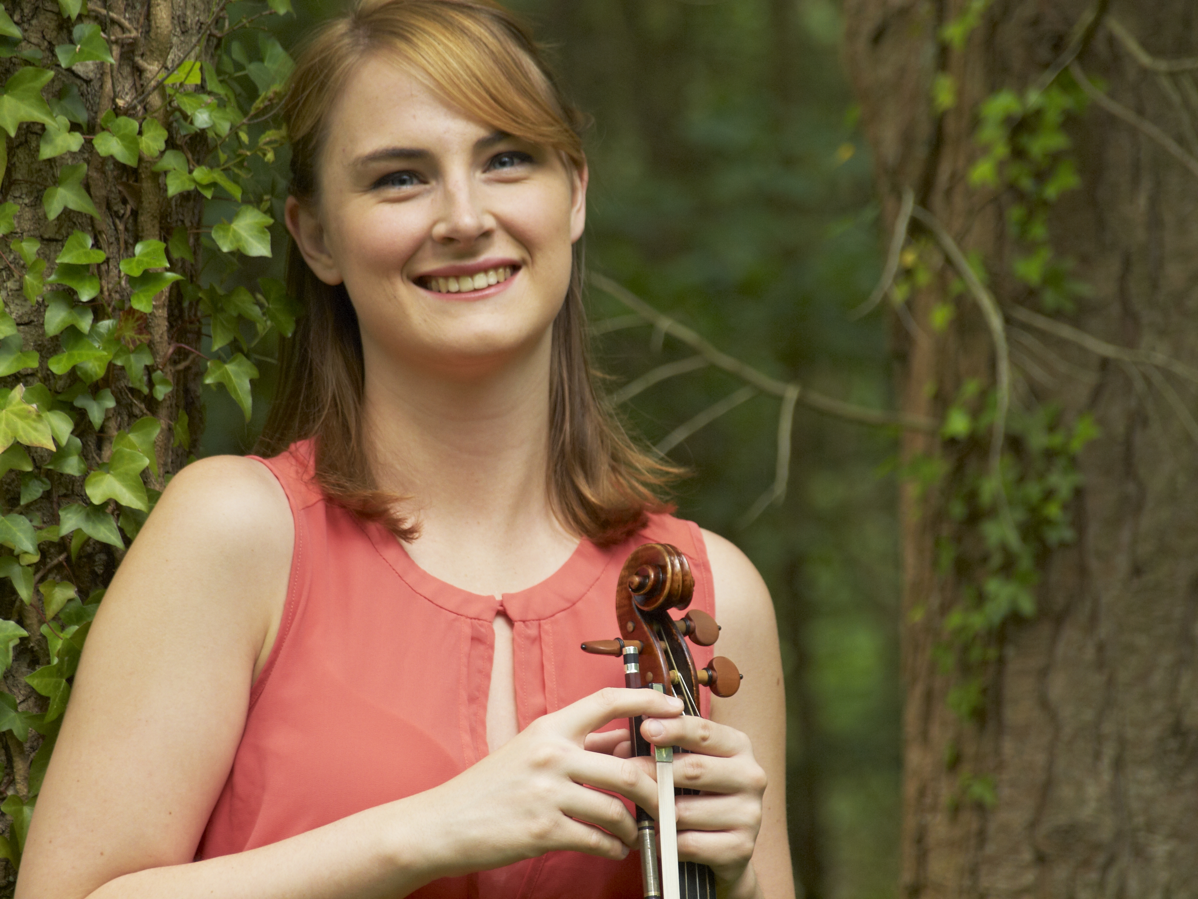 Catherine Lawlor (violin)