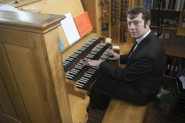 Mark Swinton (organ)