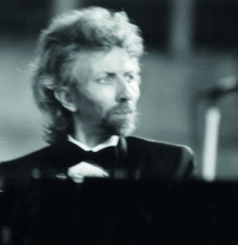 Michael Bell (piano)